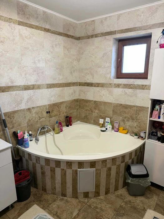 Apartament de vânzare