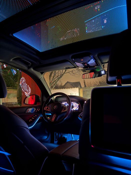 BMW X5 Pachet M40i Sky Lounge-Swarovski-Ventilatie Scaune