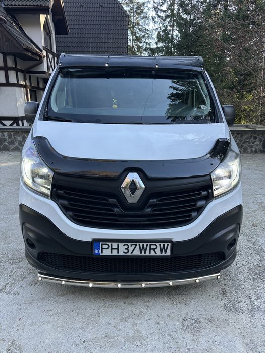 Vand sau schimb Renault Trafic 3 an  2015 cu autoplatforma BA14