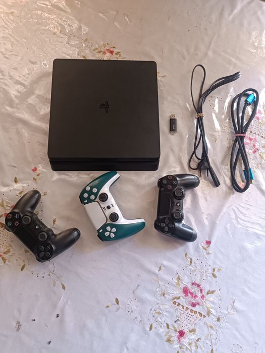 playstation 4 slim