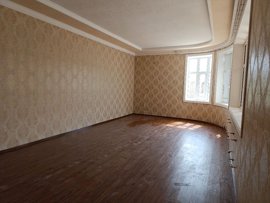 Кавали учкун куча 13 Чи Уй сотилади таййор ремонт 11 та хоналик