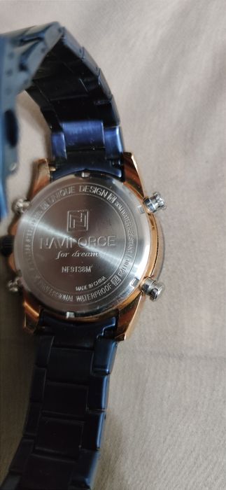 Супер часовник NAVIFORCE