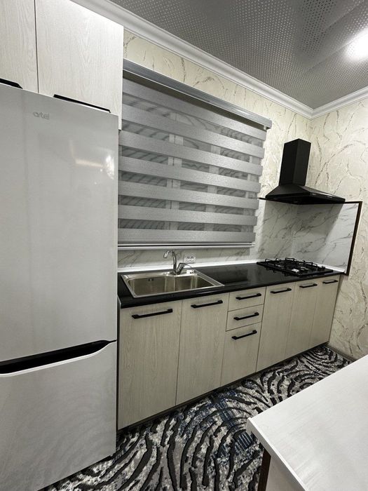 Продается.Чиланзар -10 квартал. Евро 1в2-х комнатная квартира.