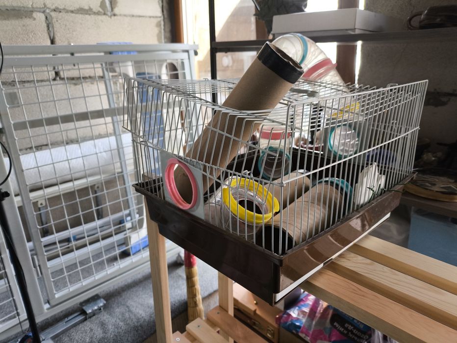 Продам клетку для хомяка