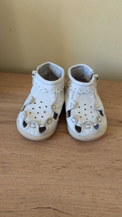 Обувки за прохождане Beko