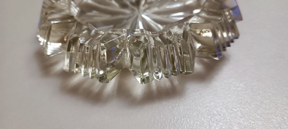 Пепелник кристален уникат