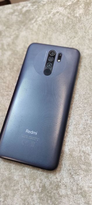 Продается телефон Xiaomi Redmi 9 Grey Carbon,в хорошем состоянии