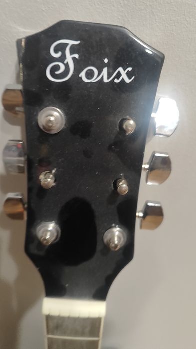 Сломанная Акустическая Гитара Faix (