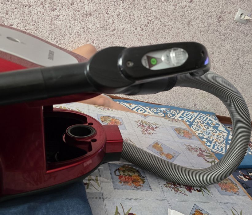 Продаю пылесос рабочий, суперский