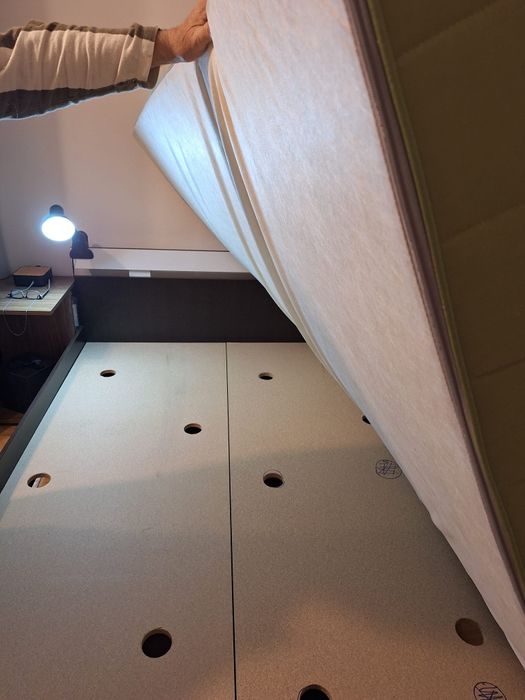 Pat matrimonial + saltea 140/200