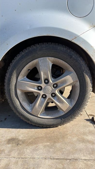 Джанти с гуми Kia Ceed
