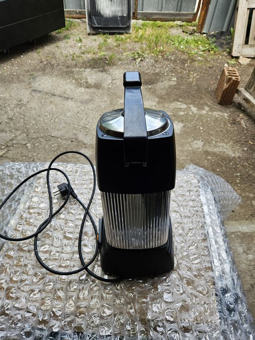 Сокоизстисквачки професионални за меки плодове за фреш барове и заведе