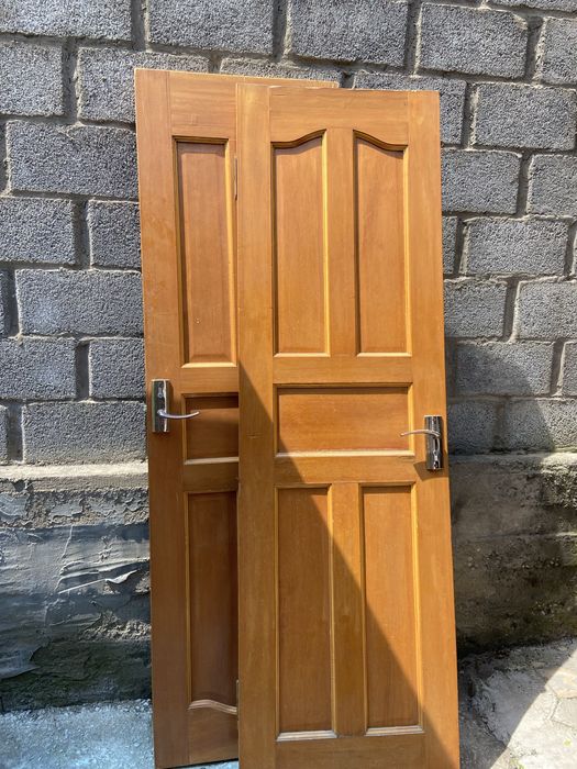 есік сатылады 60*200,2дана, поддоны б/у 14 штук