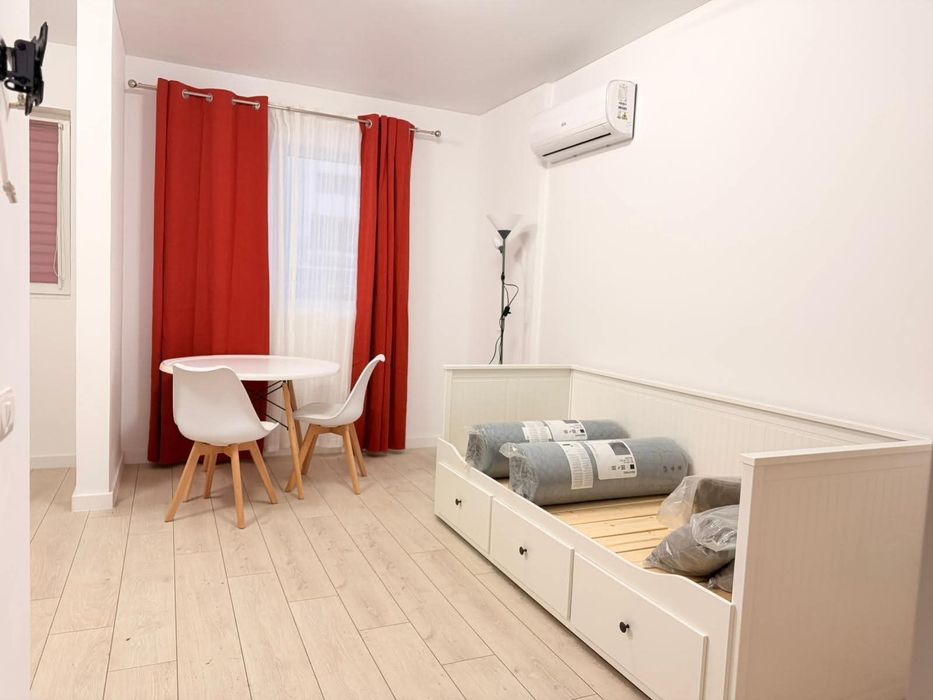 Garsoniera metrou Berceni