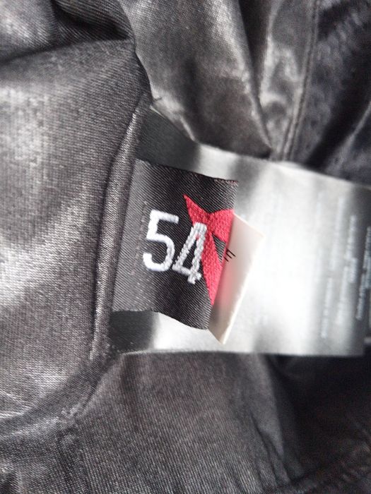 Vând geaca moto Dainese