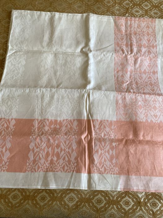 Скатерти льняные