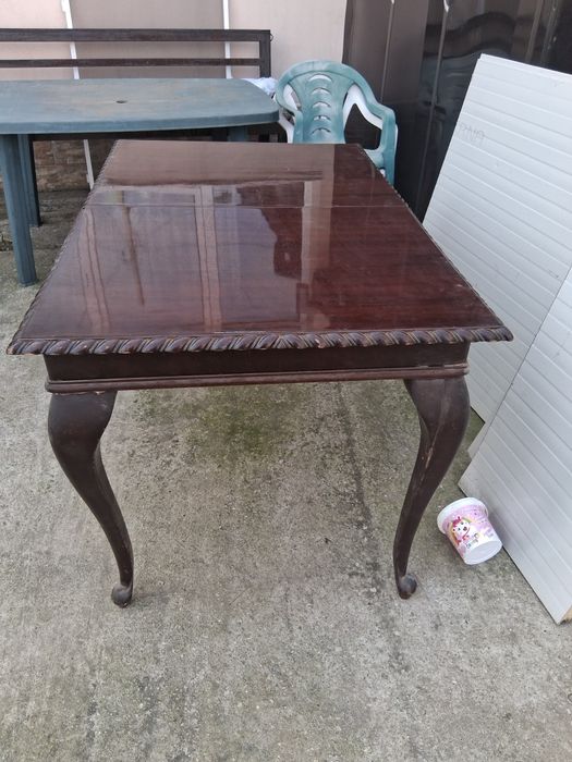 Mobila veche de vinzare