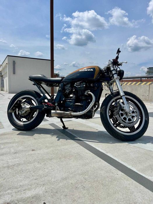 Honda GL 500 Silver Wing – motocicletă clasică, cafe racer,  recondiționată