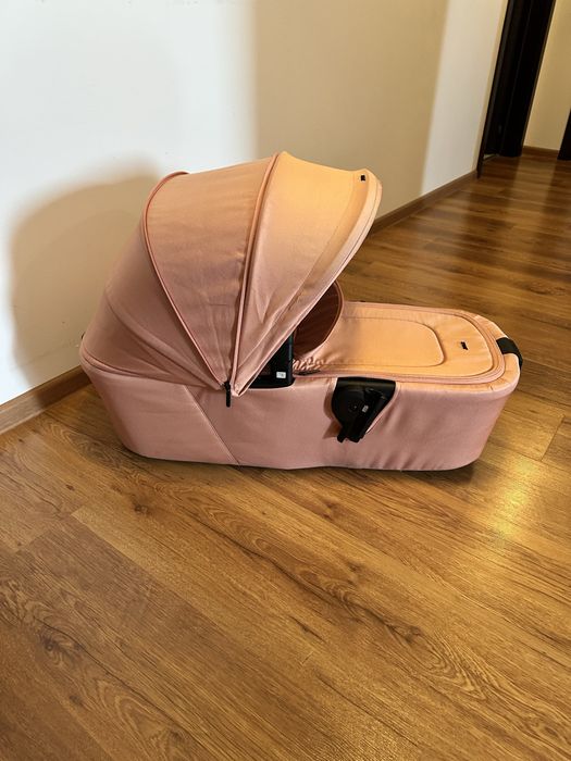 Vand landou Joolz Air plus cu protectie ploaie