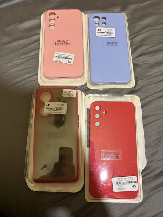 Vand huse telefon toate sau bucata