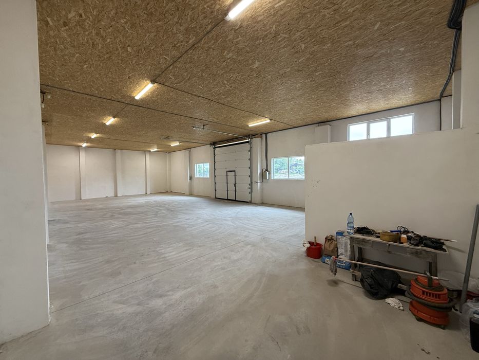 Închiriez / De Închiriat Spațiu Comercial / Hală / Depozit / Garaj 200 MP, Spătărești + ACCES TIR