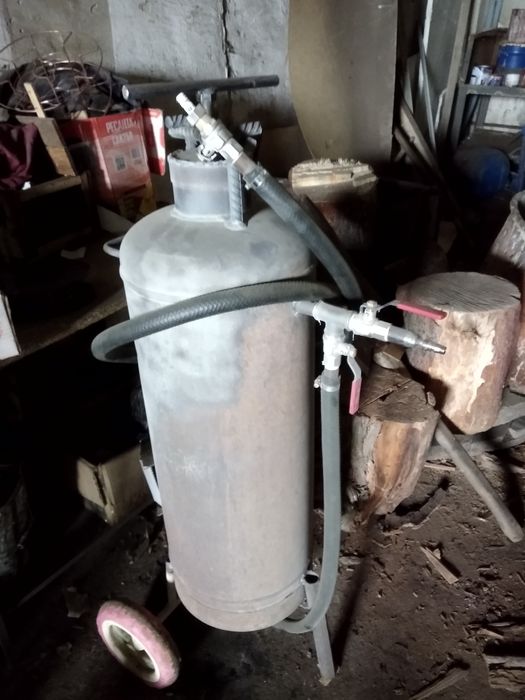 Пескоструйный аппарат