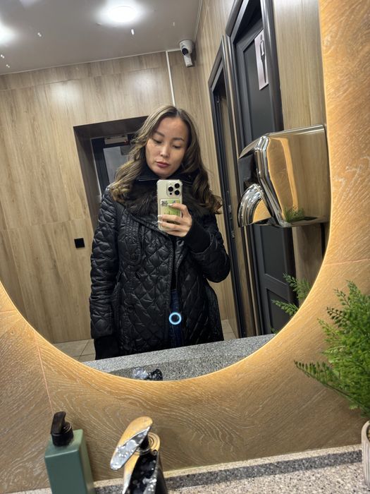Продам стеганную куртку