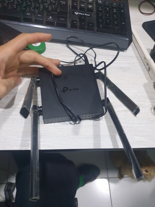 Wifi Tp link c54 holati pachti yangi kop ishlatilmagan srochni sotilad