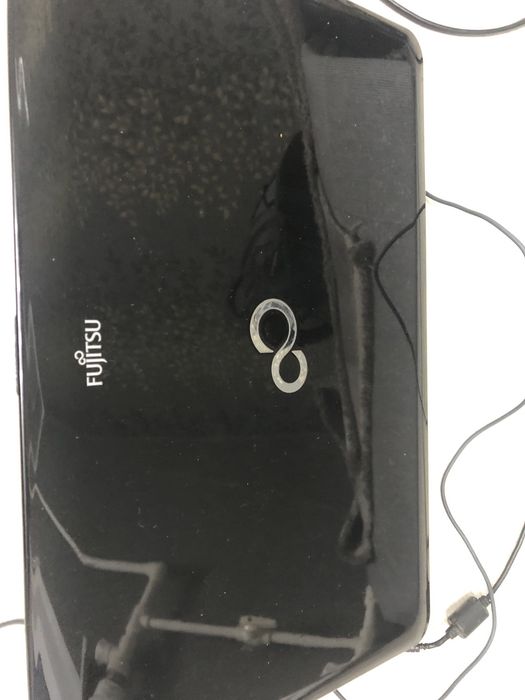 Ноутбук Fujitsu продам