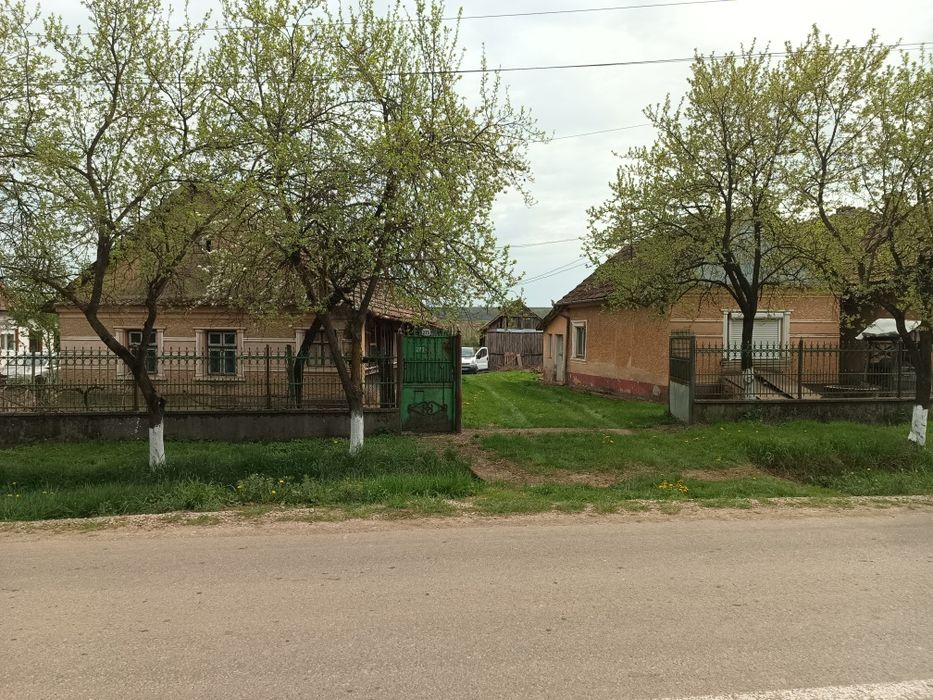 Casă la țară de vânzare