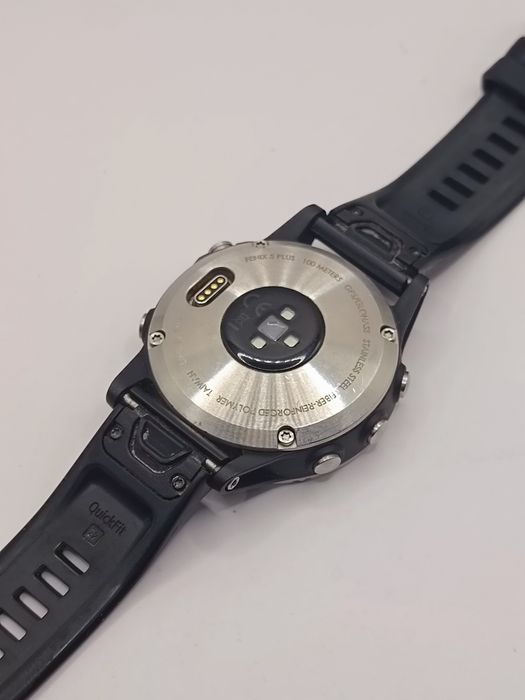 Смарт часовник Garmin Fenix 5 Plus