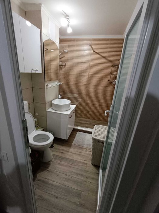 prima inchiriere apartament renovat complet 2 camere