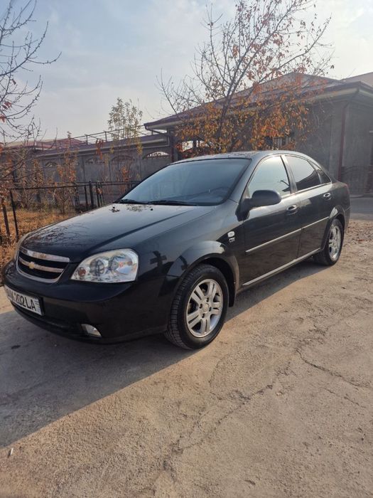 LACETTI 2011 года своя