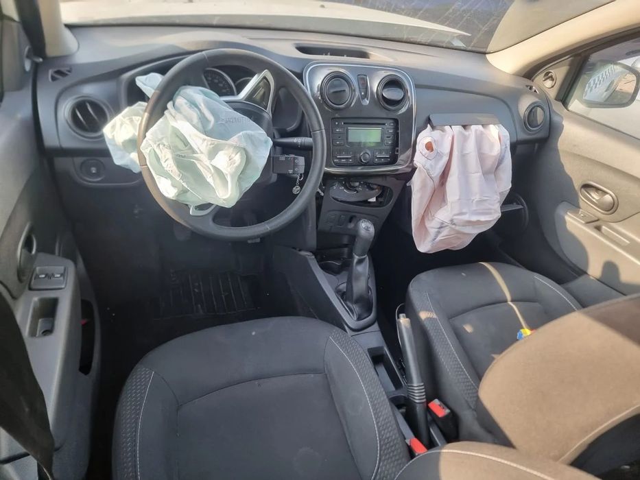 motor fara anexe cutie de viteze viteza manuala  5 trepte  ambreiaj volanta alternator electromotor kit chit pornire Dacia Logan 2 facelift, an 2017, motor 1.0 SCe, 74cp