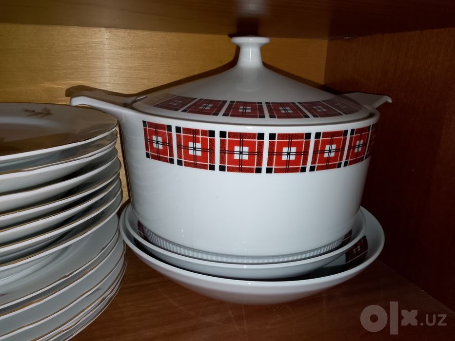 Огромный немецкий фарфоровый сервиз Colditz ГДР, 105 предметов