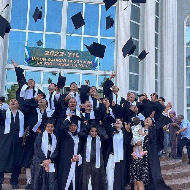 Прокат мантия новая.