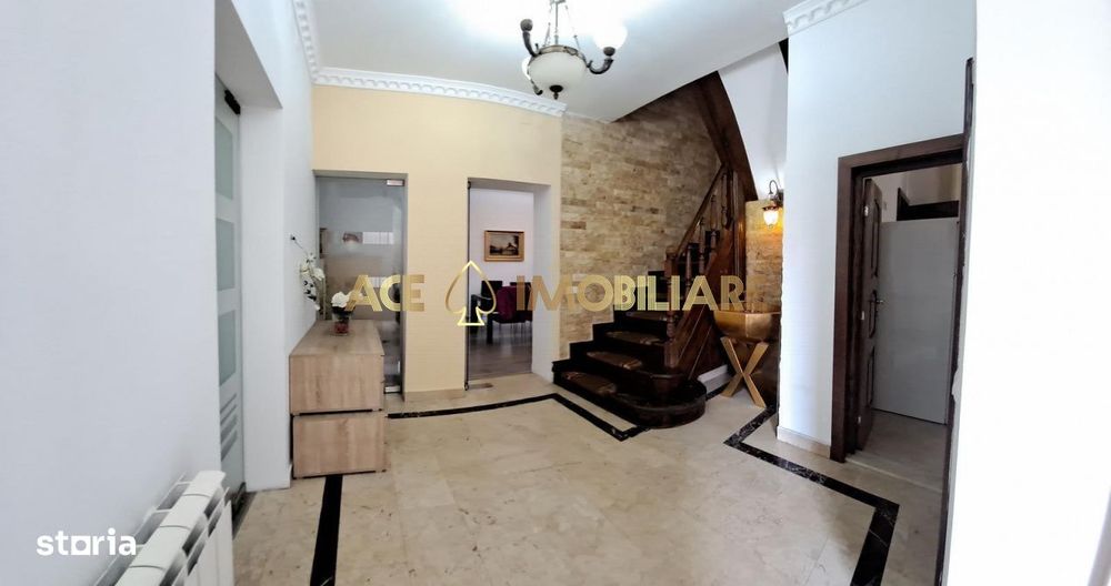 Vila de inchiriat | Unirii | Parcare | 340 mp utili - 1000 mp teren