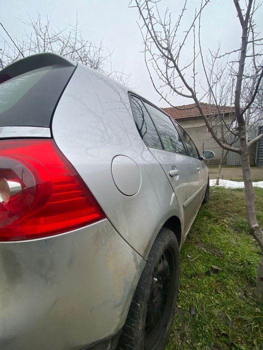 Golf 5 pentru desmembrari