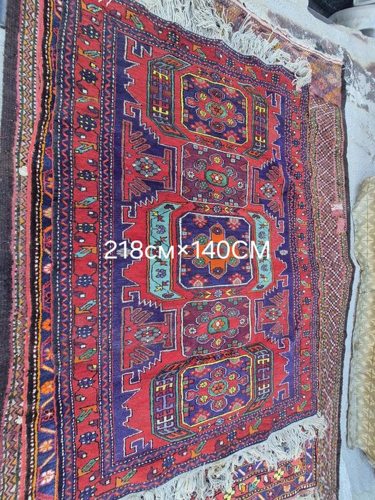 Продам ковры разные