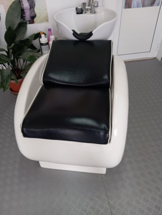 Продавам  измивна колона