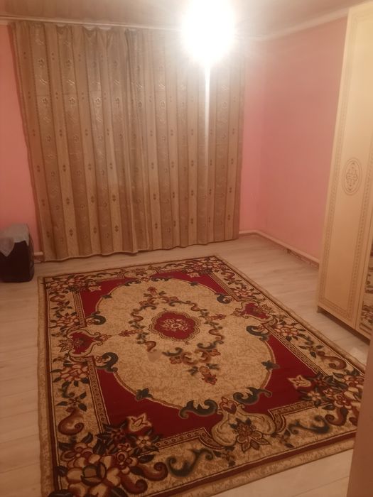 1 ком Квартир самал базар 40 сын ком ус ишинде