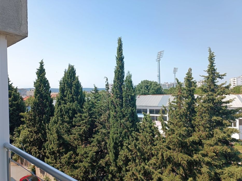 Дава се под наем Двустаен апартамент в Варна, Общината - 68 кв.м за 612 € - Снимка #9