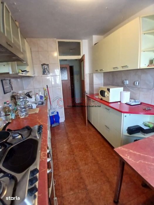 Sos Oltenitei  -  apartament 3 camere - stadal