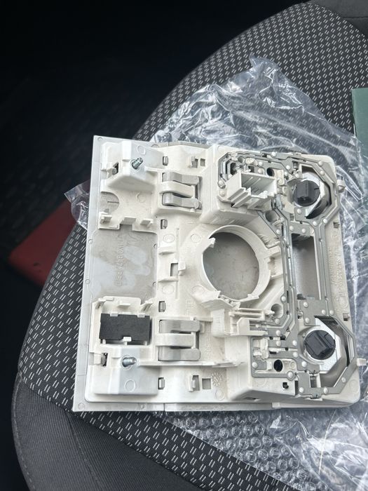 Плафон шкода.