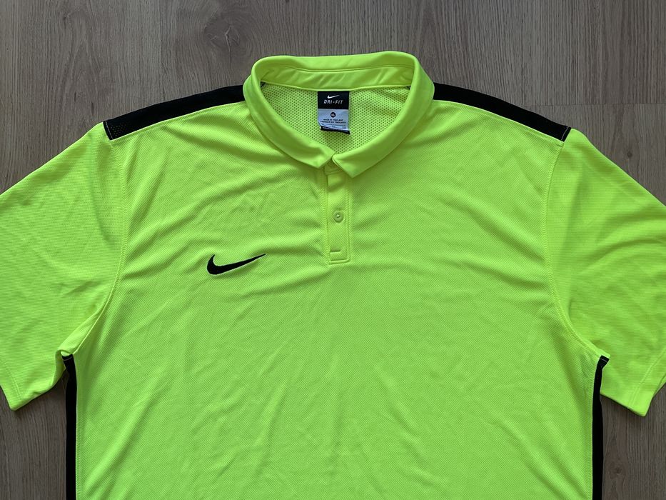 Nike Dri Fit Polo Tshirt XL