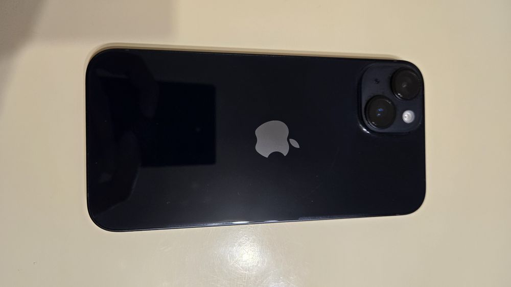 Продам Iphone 14