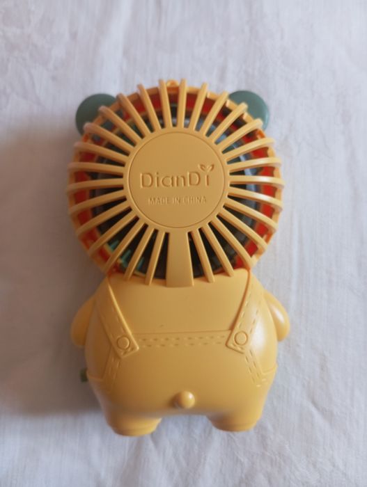 Mini ventilator sigilat la super preț