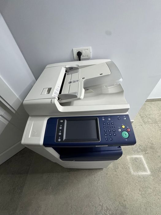De vanzare imprimanta Xerox 7120