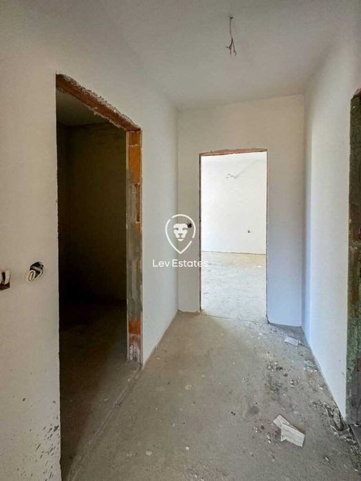 Продава се Двустаен апартамент в Бургас, Сарафово - 66 кв.м за 1955 €/кв.м - Снимка #4