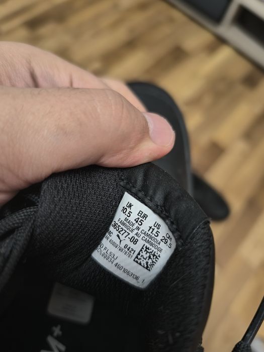 Кроссовки осенние Puma не ношенные